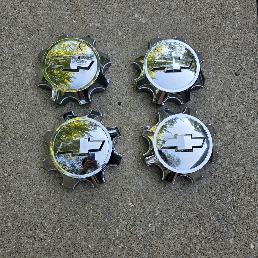 OEM Chevy Silverado 2500HD Wheel Center Caps Set of 4 Chrome 9597789